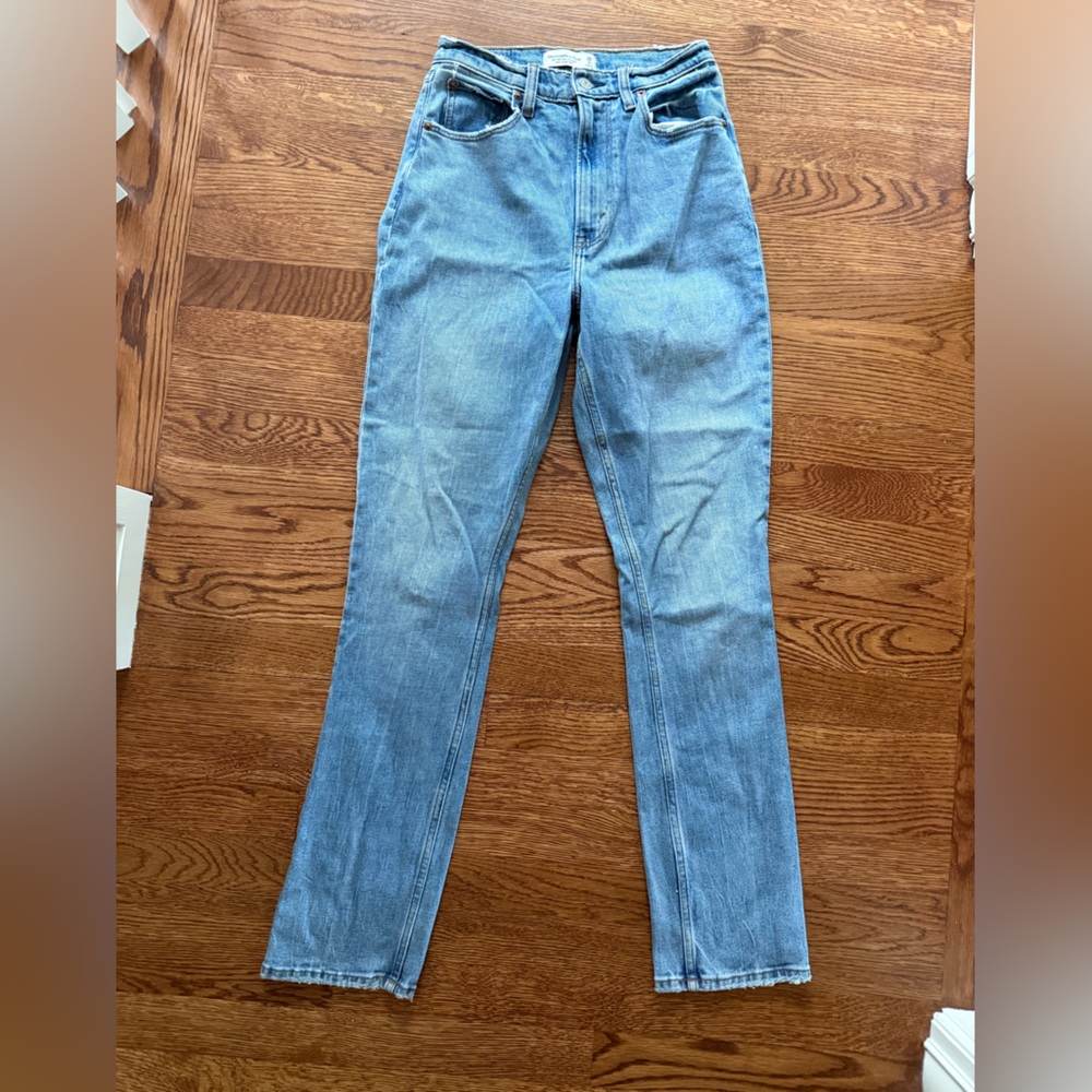 ABERCROMBIE & FITCH Curve‎ Love 90s Slim Straight Ultra High Rise Denim Jeans 26
